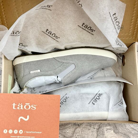NIB Taos Dandy 8.5M Dandy Slip On Canvas Sneakers Grey Wash - Picture 9 of 11